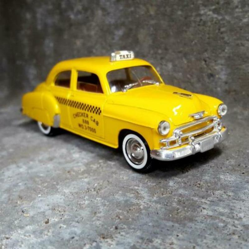 Chevrolet Sedan " Taxi " - Solido