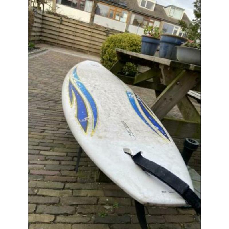 7,2. Feet BIC surfboard