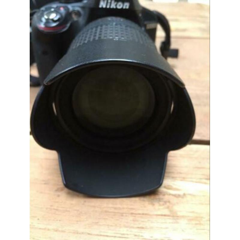 Nikon D3300 met 18-105 mm lens