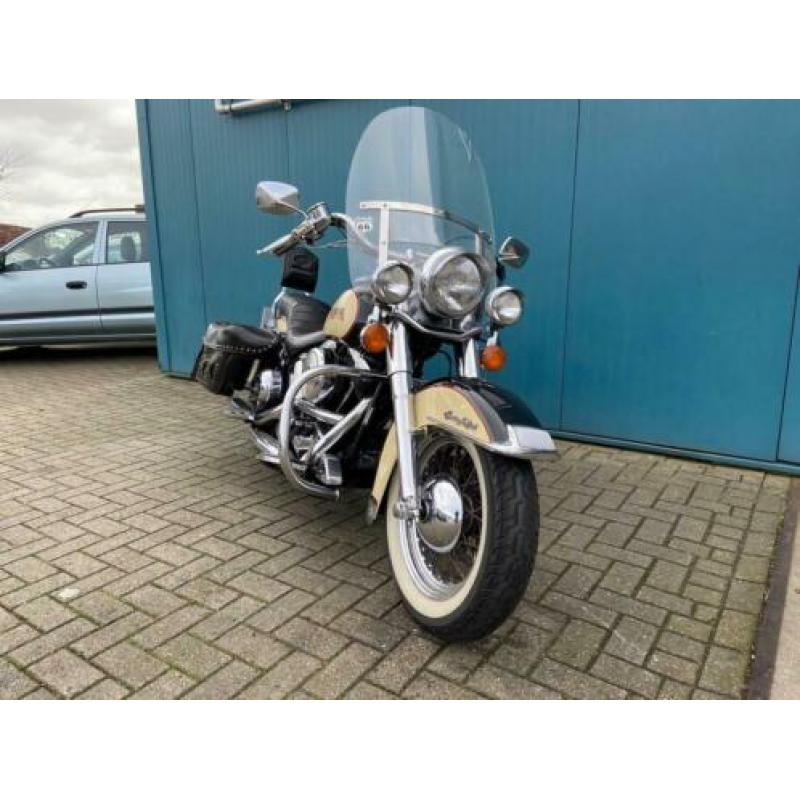 Harley Davidson Chopper FLSTC Heritage Softtail Classic Zeer