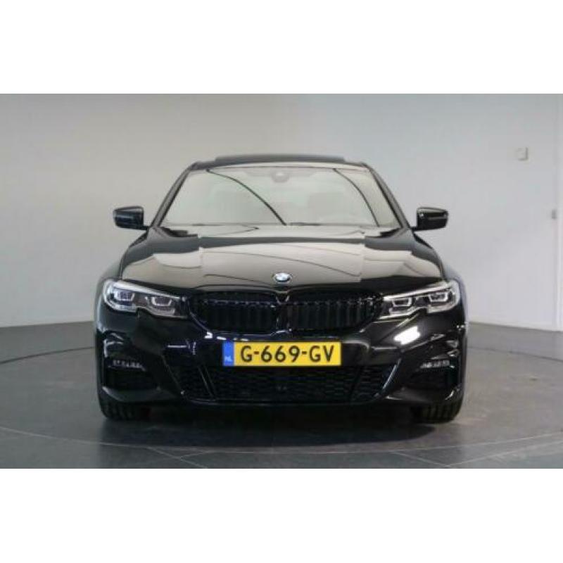 BMW 3 Serie 320i Automaat Executive Edition M Sport / 19"LM