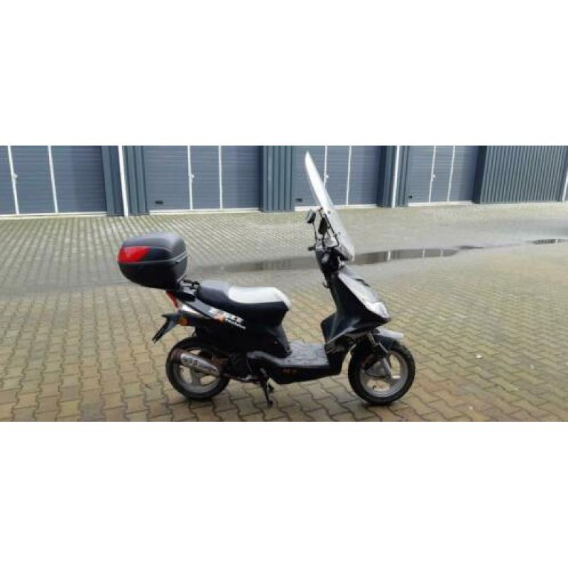 Baotian eagle 25km snorscooter brommer