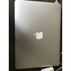 Macbook Air 13 inch, model 2012