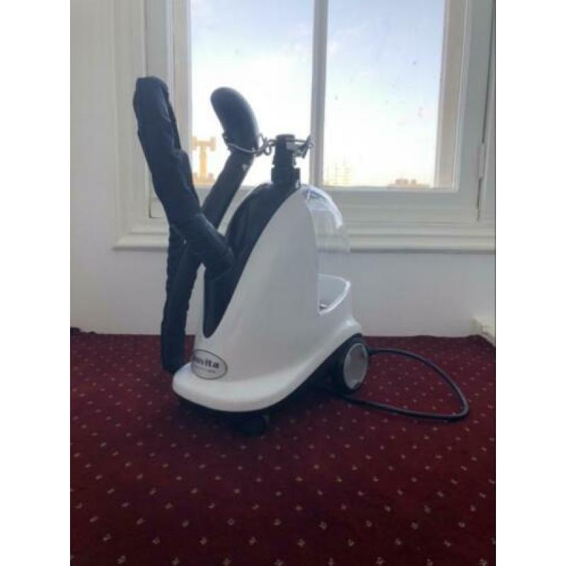 Clothes steamer Steam cleaning