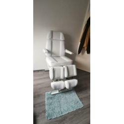 Witte behandelstoel/pedicure