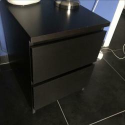 2x zwart/bruin nachtkastje malm Ikea