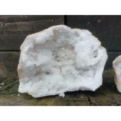 Bergkristal geode 1,38 kg