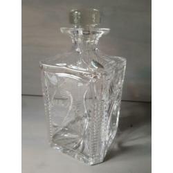 Whiskey Karaf, kristal Zware glazen karaf. 20x10x10 cm