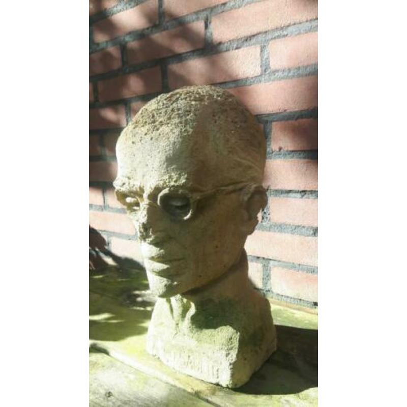 Sculptuur Harry Stump paus Pius XII
