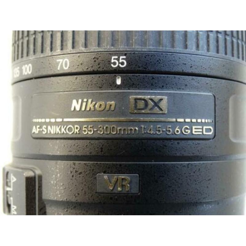 Nikon af-s 55-300mm f/4.5-5.6g ed vr dx