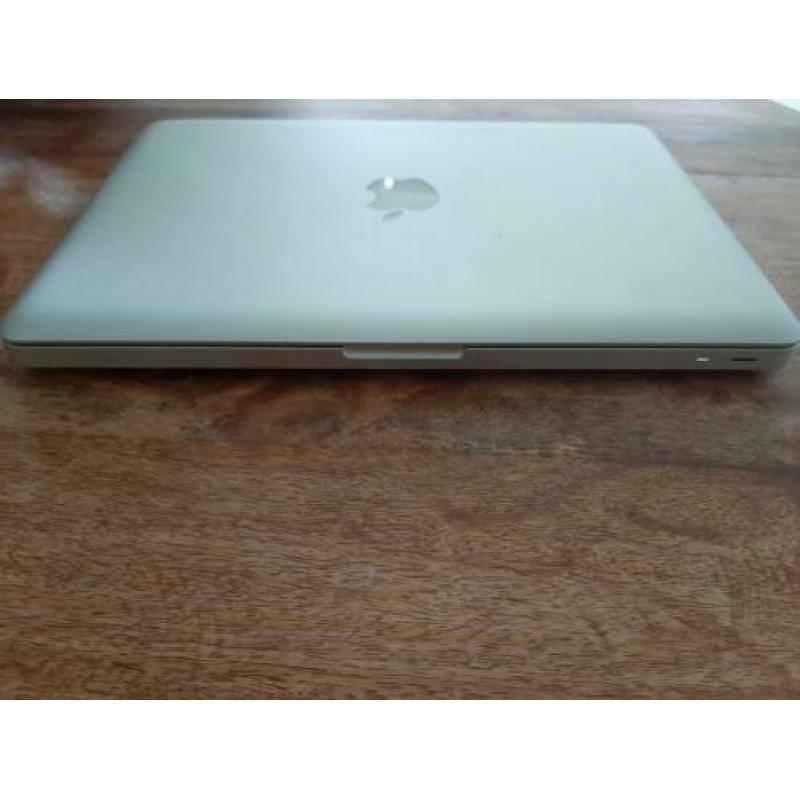 Apple MacBook mid2012 Core I5 ,13 inch