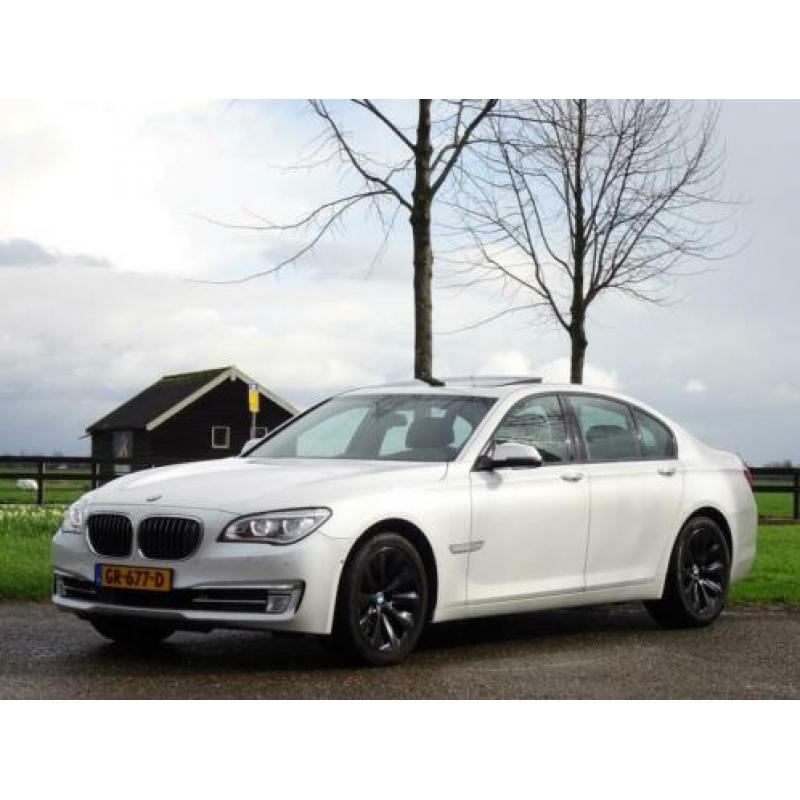 BMW 7 Serie 740d xDrive High Executive * B & O-Sound * Surro