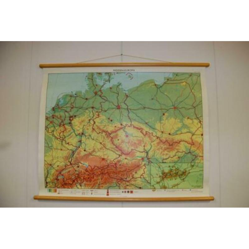 originele oude landkaart / schoolplaat Midden Europa 1969