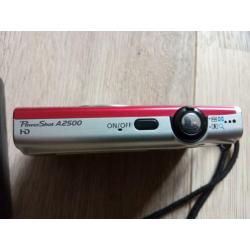 Canon Powershot A2500 met charger en memorykaart