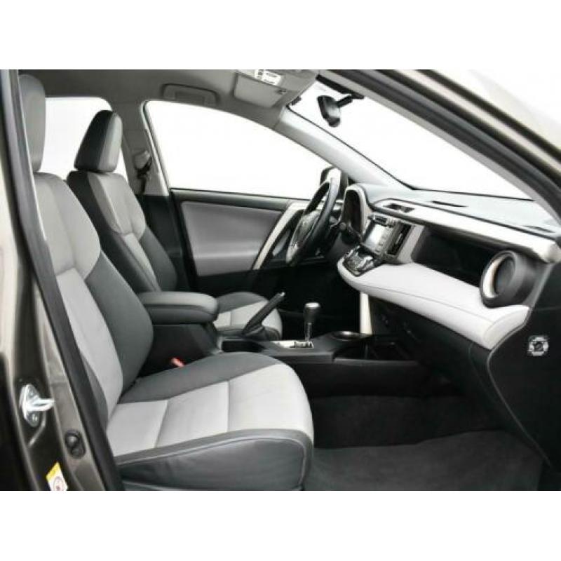 Toyota RAV4 2.0 Executive Business 4WD | Navigatie | Leder |