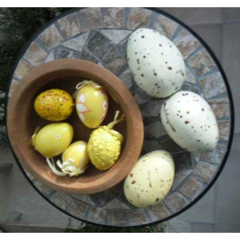 ei - mutsjes voor op een ei, Paaseieren, aardewerk HAAN