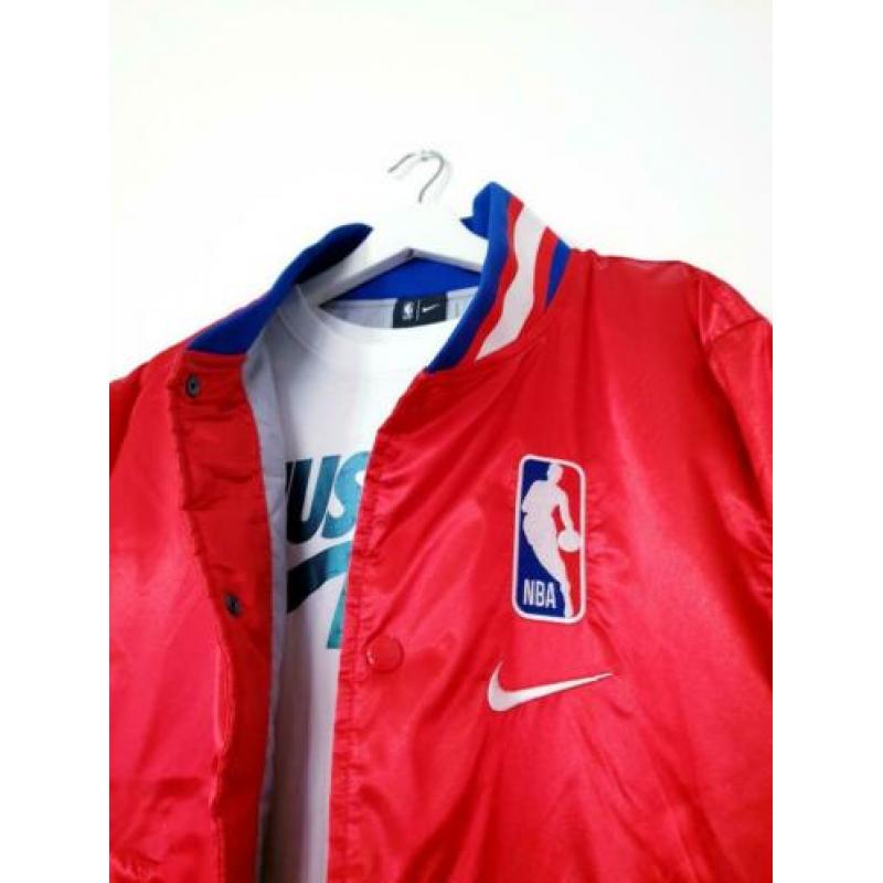 Nike Sportswear NBA Courtside Jacket Maat 1 x M 2 x L