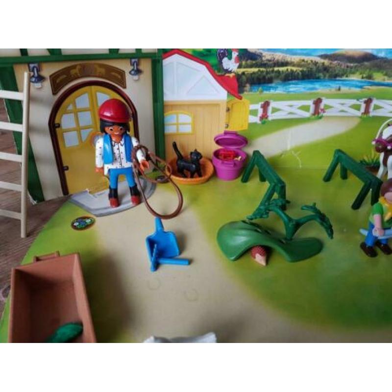 Playmobil manege spullen paarden van adventskalender