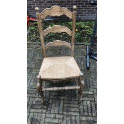Mooie houten (tafel en stoelen) set voor goede prijs!!!