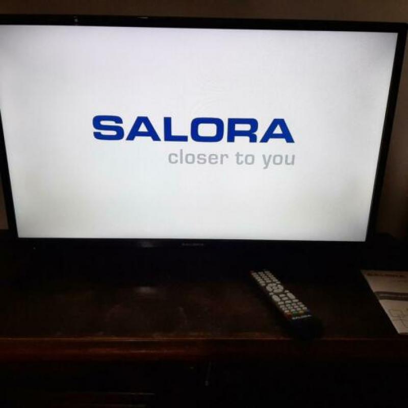 Salora 32" HD LED Tv, als nieuw.
